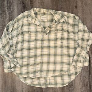 American Eagle Outfitters Plaid Shirt in Olive and Cream